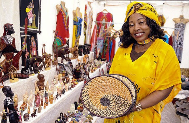 Ein afrikanisches Dorf ist auf der Sdwest-Messe aufgebaut.  | Foto: Messe