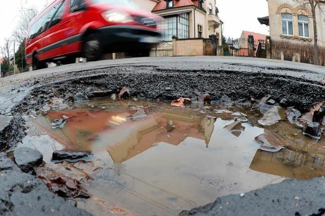 Warum geht Asphalt immer so schnell kaputt?