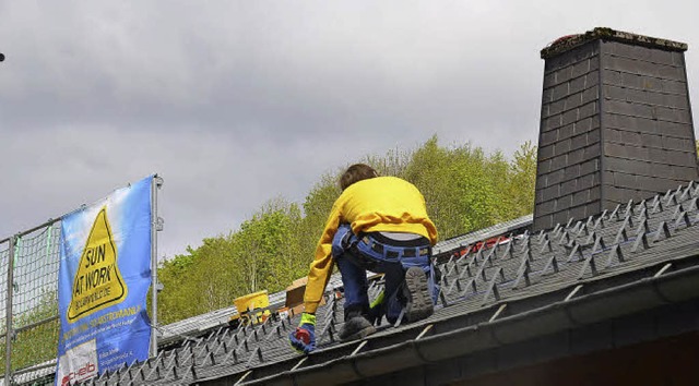 Auf dem Dach des Husener Bauhofs sind...iner Photovoltaikanlage zu montieren.   | Foto: Stefan Sahli
