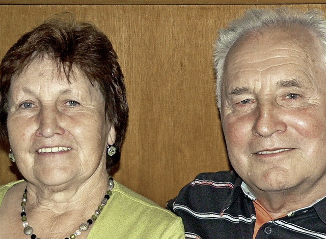 Ewald und Irmgard Sutter feiern am heutigen Samstag ihre Goldene Hochzeit.   | Foto: Georg Diehl