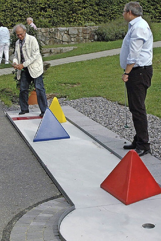 Die Minigolfanlage aus dem Schlosspark...uhl bei der Erffnung im Sommer 2012.   | Foto: Archivfoto: Sahli