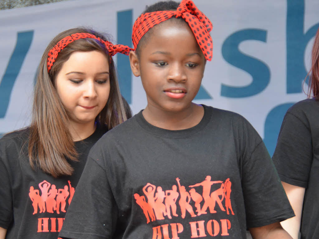 Acht Gruppen, eine Solistin und drei Show-Acts sorgten beim Streetdance-Wettbewerb auf der Marktplatzbhne in Staufen fr begeisterten Jubel