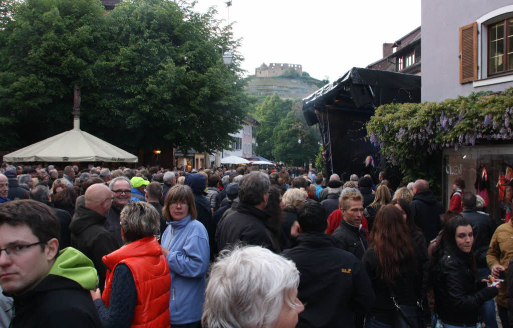 Heie Musik bei khlen Temperaturen gab es an den drei Tagen der Open-Air-Veranstaltung Wein und Musik in Staufen.