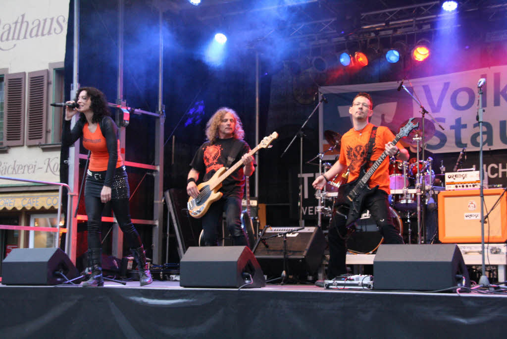 Heie Musik bei khlen Temperaturen gab es an den drei Tagen der Open-Air-Veranstaltung Wein und Musik in Staufen.