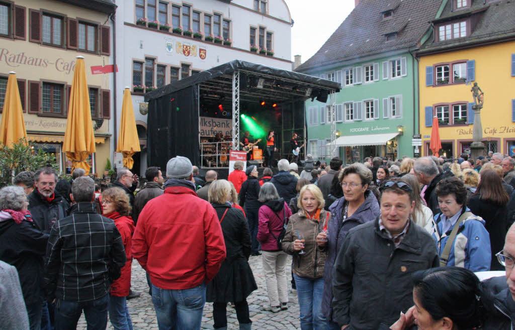 Heie Musik bei khlen Temperaturen gab es an den drei Tagen der Open-Air-Veranstaltung Wein und Musik in Staufen.