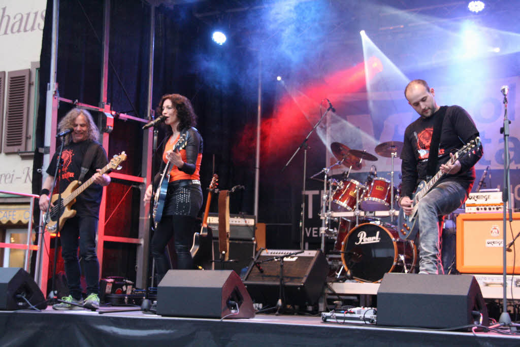 Heie Musik bei khlen Temperaturen gab es an den drei Tagen der Open-Air-Veranstaltung Wein und Musik in Staufen.