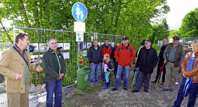 Herwig Eggers und Werner Lmmlin (1. u... Postionen von BUND und Fischerverein.  | Foto: Rolf Reimann