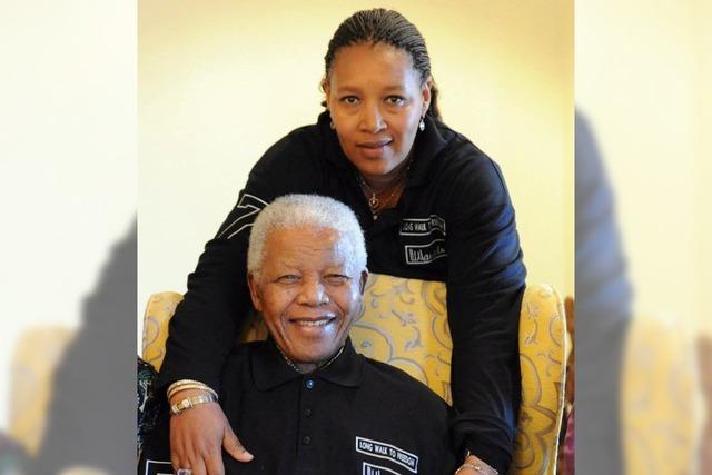 Mandelas Töchter streiten um dessen Vermögen