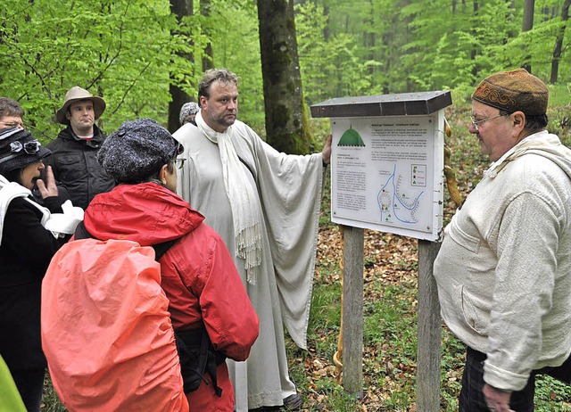 Auf Kelten-Exkursion im Vierdrferwald   | Foto: Privat