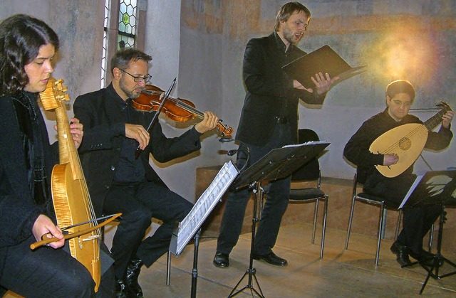 Musik aus dem Mittelalter spielte Capr...sstellung ber Rudolf von Rheinfelden.  | Foto: Roswitha Frey