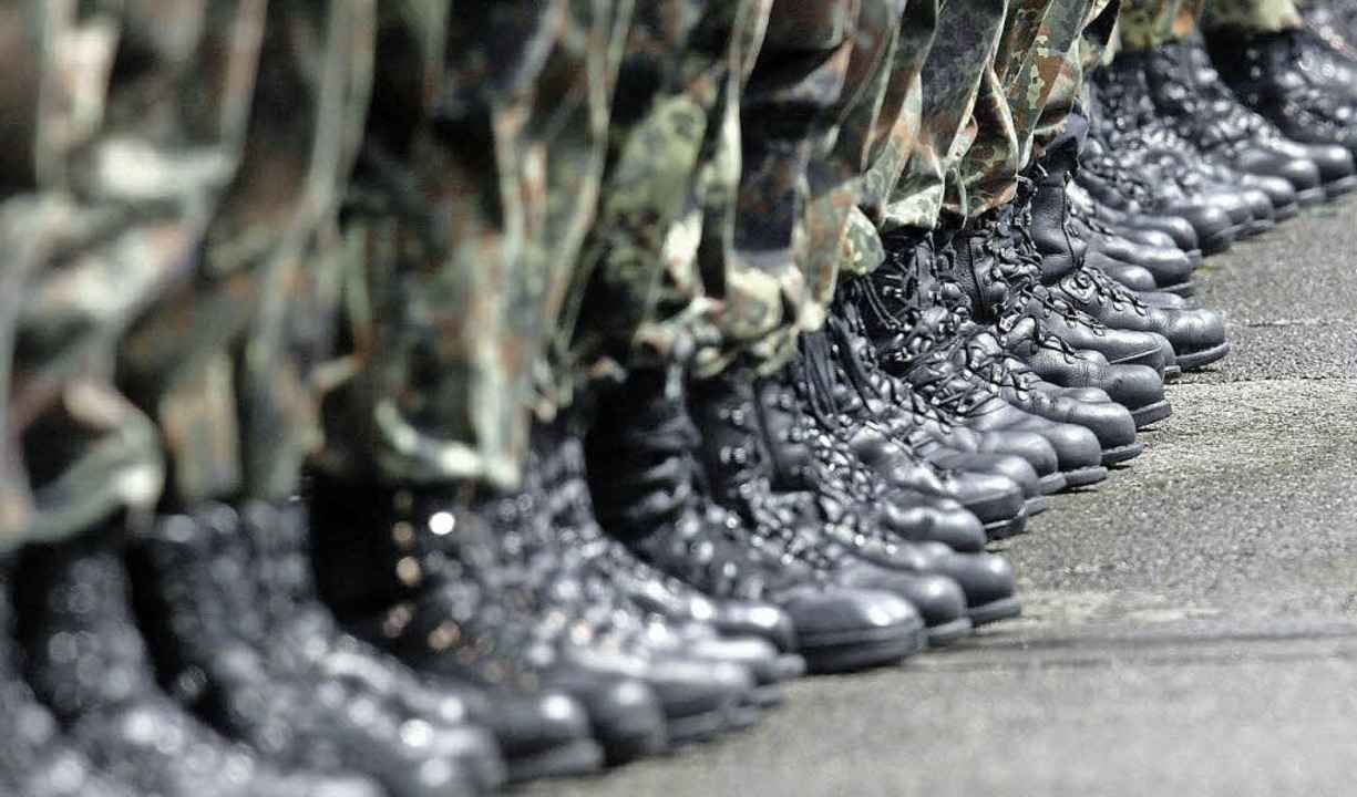 Die Brigade feiert mit – auch ohne Zustimmung des Friedensrats.   | Foto: ddp