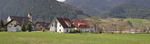 Fr die Realisierung der Erschlieung ...platz und der Schule erweitert werden.  | Foto: Karin Hei