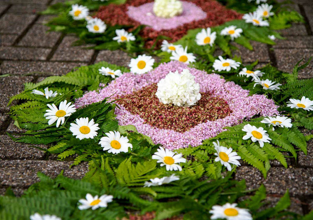 Fronleichnam in Niederwinden