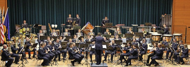 Das Luftwaffenmusikkorps zwei wird am ...i in Ballrechten-Dottingen auftreten.   | Foto: spranger