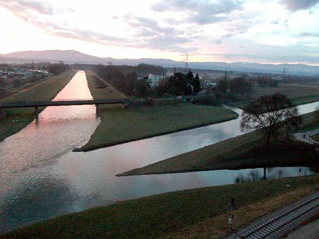 Zum Vergleich: Kein Hochwasser in Riegel.