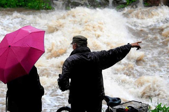 Hunderte von Einstzen in Sdbaden - Zwei Tote in Reutlingen?