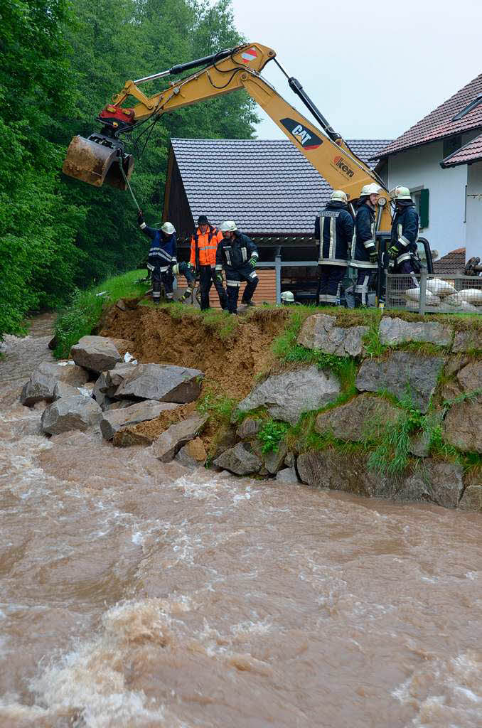 Das Hochwasser an der Kander und am Rhein, wie es die BZ-Redakteure und unsere Leser sahen.