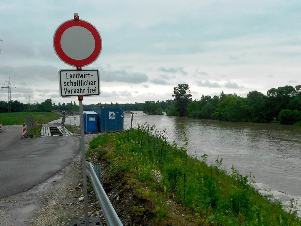 Das Hochwasser an der Kander und am Rhein, wie es die BZ-Redakteure und unsere Leser sahen.