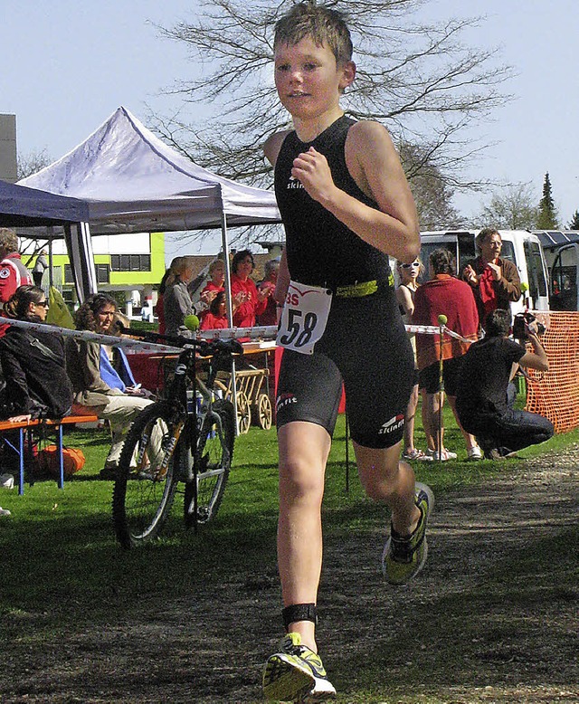 Gute Leistungen zeigten die jungen Langenauer Triathleten.   | Foto: Privat