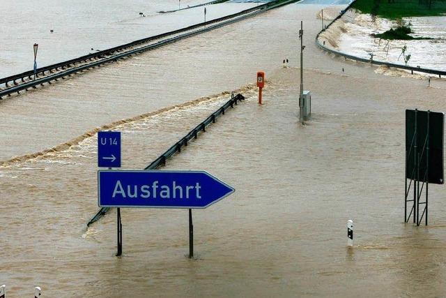 Hochwasserlage in Bayern spitzt sich dramatisch zu – Aufräumen in Baden-Württemberg