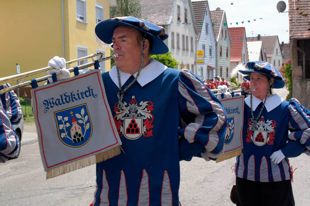 Festumzug beim Fanfarenzug Weisweil