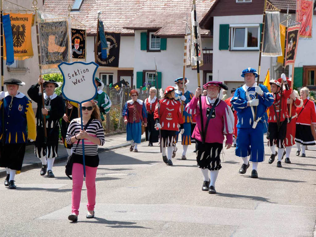 Festumzug beim Fanfarenzug Weisweil