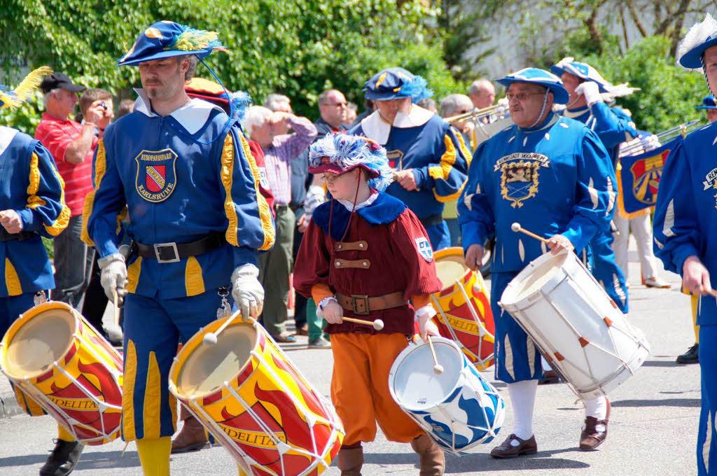 Festumzug beim Fanfarenzug Weisweil