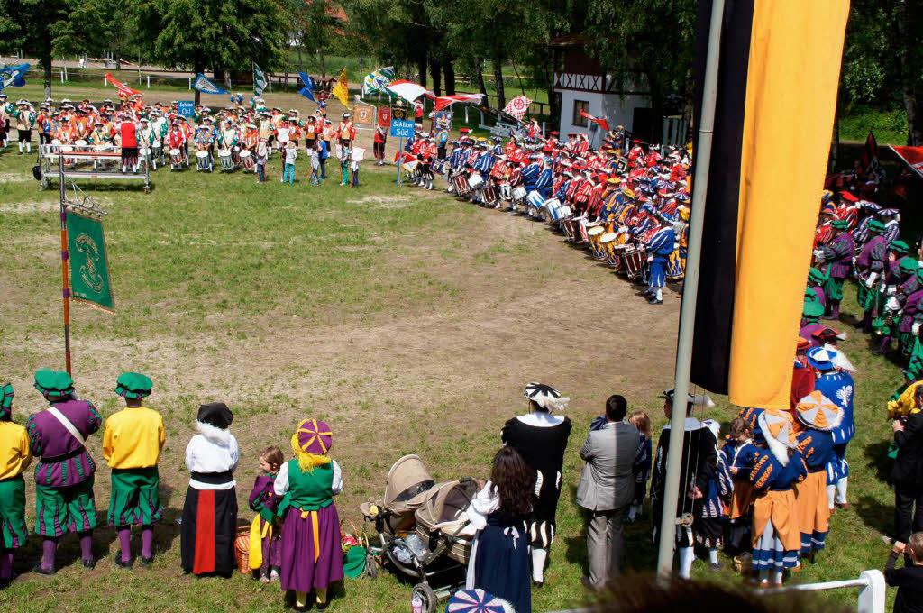 Gemeinschaftskonzert des Verbands sdwestdeutscher Fanfarenzge auf dem Reitplatz Weisweil