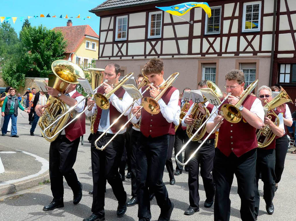 Mit klingendem Spiel durch den Ort: der Musikverein Malterdingen.