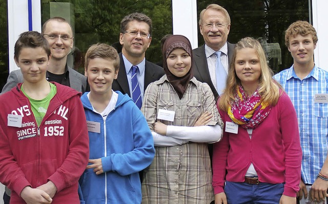 Wolfgang Drexler (hinten rechts), Vize...,  besuchte die Breisacher Realschule.  | Foto: claudia mller