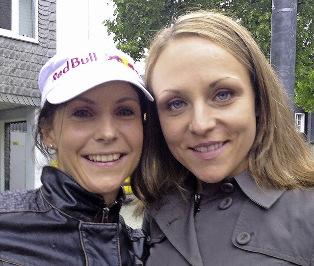 Marlene Klble (rechts) mit Sabrina Mockenhaupt.   | Foto:  Privat