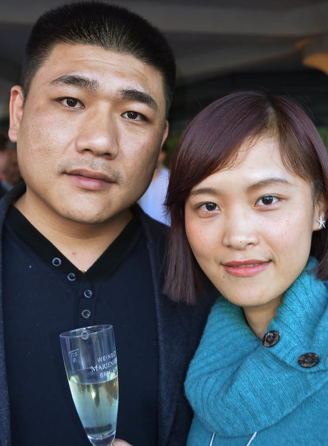 Diesem Paar aus China, Kevin Lin und M...t der Markgrfler Gutedel geschmeckt.   | Foto: sigrid Umiger