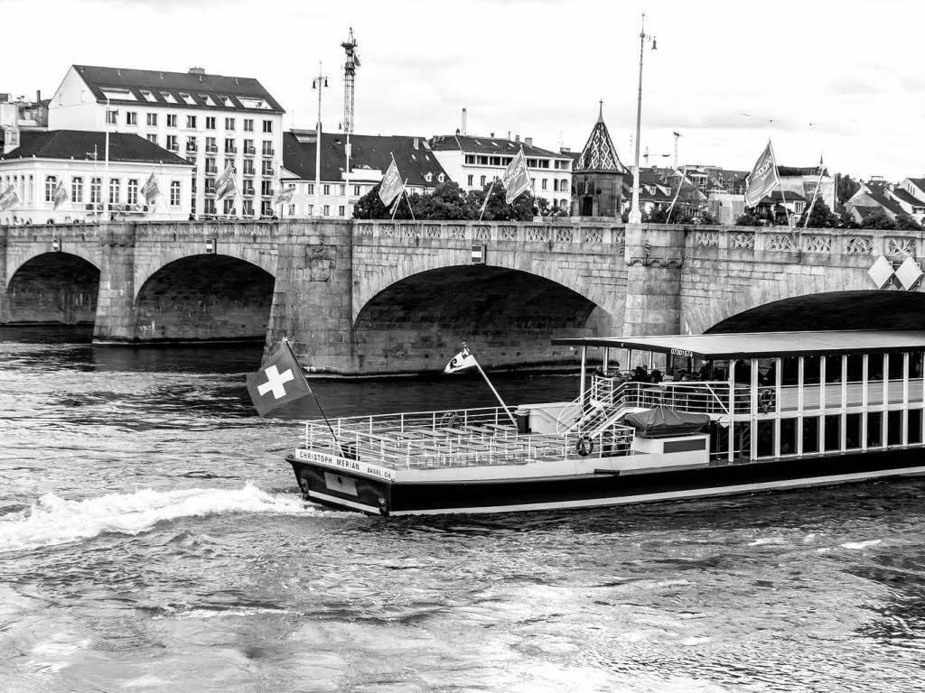 Schwarz-weiß steht Basel gut. Schwarz-weiß steht Basel gut.