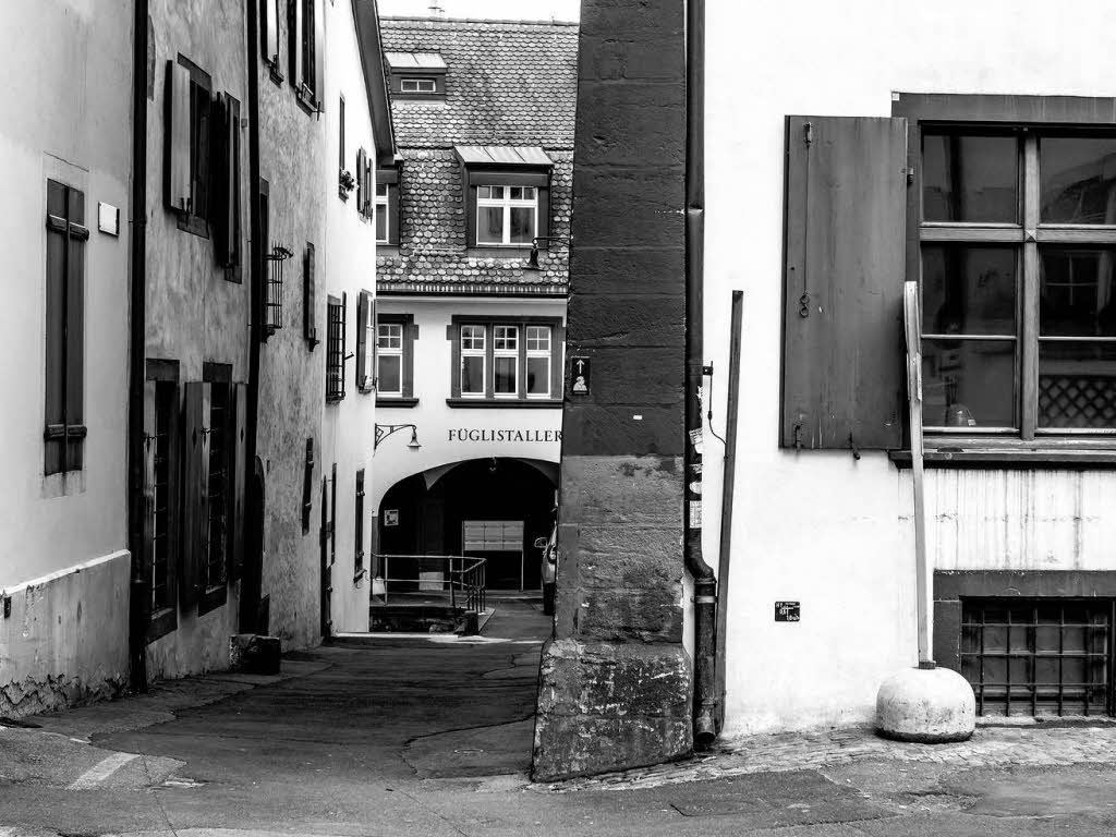 Schwarz-weiß steht Basel gut. Schwarz-weiß steht Basel gut.