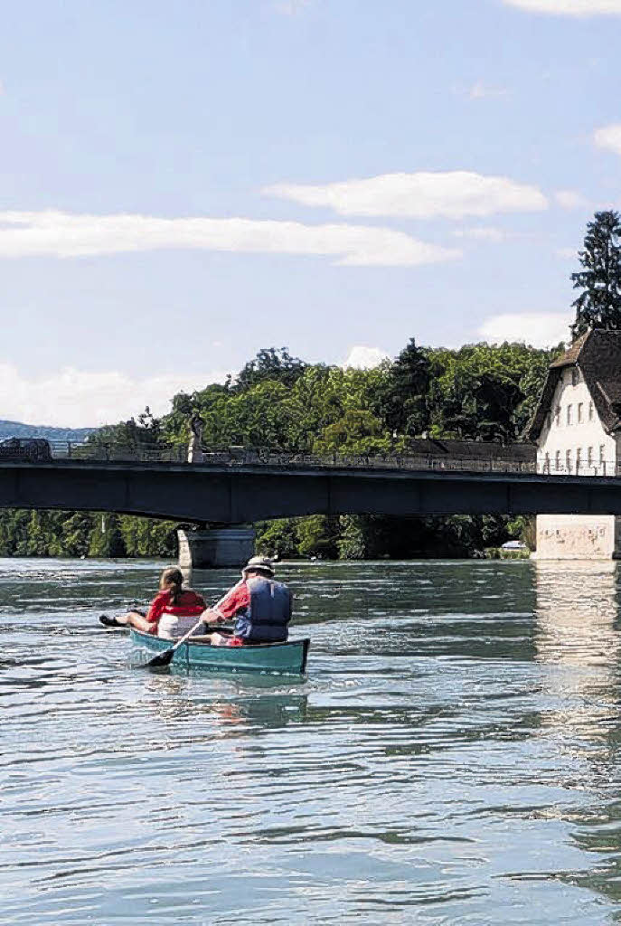 Neuer Flussführer Für Den Hochrhein Waldshut Tiengen Badische Zeitung