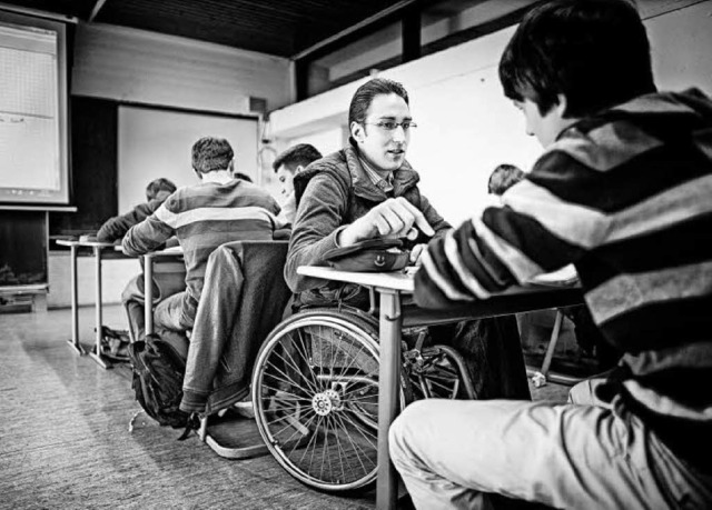 Der Lehrer Andreas Braun beim Matheunt...in der Rottenburger Eugen-Bolz-Schule   | Foto: heinz heiss