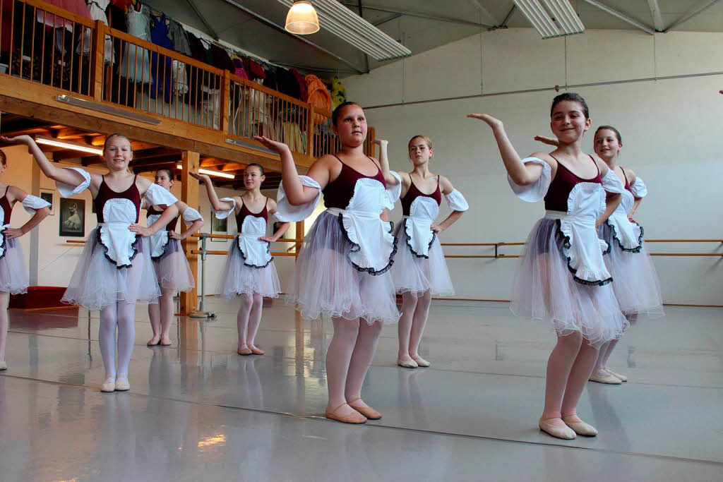 Was sie schon knnen, das zeigten die jungen Ballettschler beim Moira-Fettermann- Ballett.