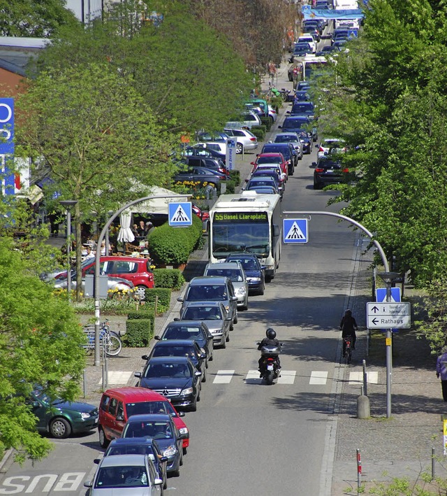 Der Verkehr in der Stadt wird bei der ...ung eine ganz wichtige Rolle spielen.   | Foto: Lauber