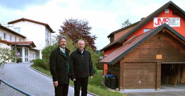 Gtz Ertle (rechts) und Walter Disch v...usikschule freuen sich auf Besucher.    | Foto: Marion Pfordt