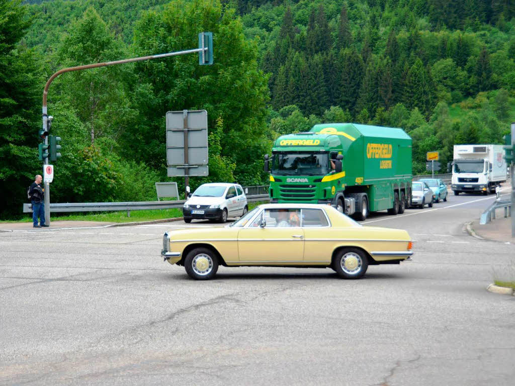 Jede Menge Traumwagen: Bei der Oldtimerrallye Paul-Pietsch-Classic fahren 102 Automobilklassiker durch den Schwarzwald. Jede Menge Traumwagen: Bei der Oldtimerrallye Paul-Pietsch-Classic fahren 102 Automobilklassiker durch den Schwarzwald.