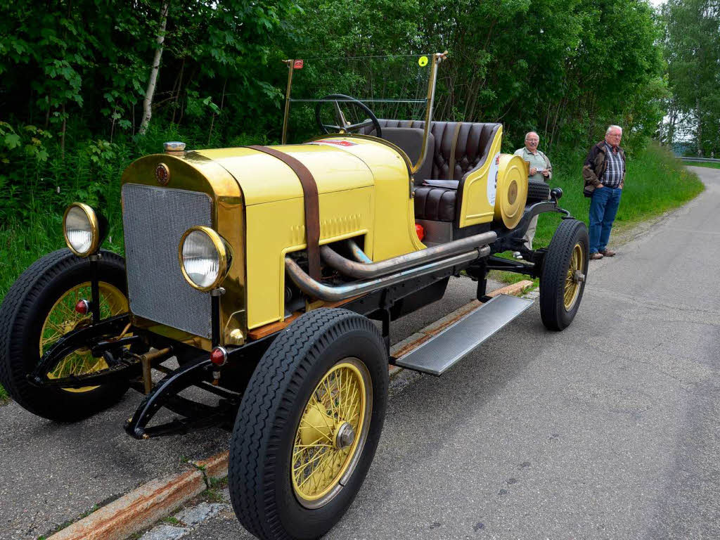 Jede Menge Traumwagen: Bei der Oldtimerrallye Paul-Pietsch-Classic fahren 102 Automobilklassiker durch den Schwarzwald. Jede Menge Traumwagen: Bei der Oldtimerrallye Paul-Pietsch-Classic fahren 102 Automobilklassiker durch den Schwarzwald.