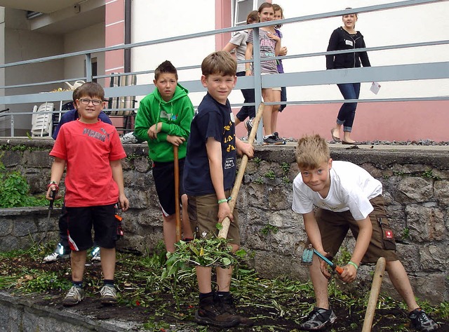 Mit Engagement packten die Bonndorfer Kids ihre Aufgaben an.   | Foto: emo