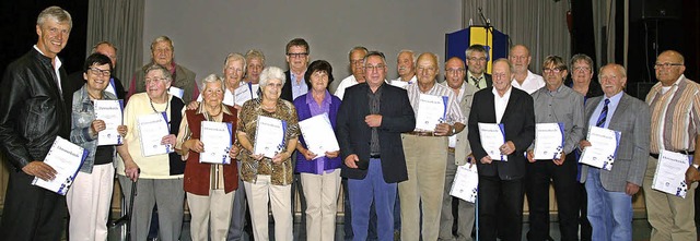 Die neuen Ehrenmitglieder des TuS Mahlberg.  | Foto: Sandra Decoux-Kone