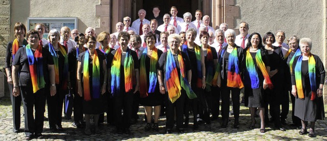 Der Gesangverein Hartheim einschlieli...enbach-Hilfinger (Vierte von rechts).   | Foto: Otmar Faller