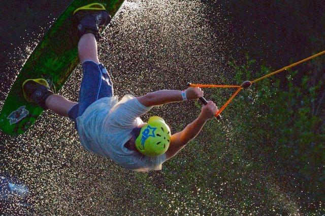 Fotos: Schneeblle und Wakeboarden - Sommer in Sdbaden