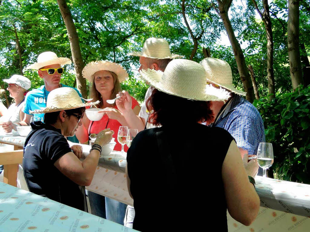 Am vergangenen Sonntag fand die 11. kulinarische Weinwanderung in Oberrotweil statt.