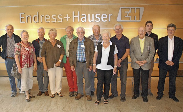 Die BZ-Gruppe  mit Roman Maurer (ganz ... Bild), der die Werksfhrung leitete.   | Foto: Bernd Kramer