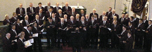 Der Mnnergesangverein Ichenheim bei seinem Kirchenkonzert.   | Foto: Dieter Fink