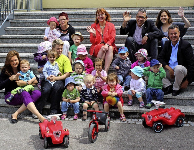 Die SPD-Landtagsabgeordnete Gabi Rolla...h die Kleinkindbetreuung Schatzinsel.   | Foto: mario schneberg