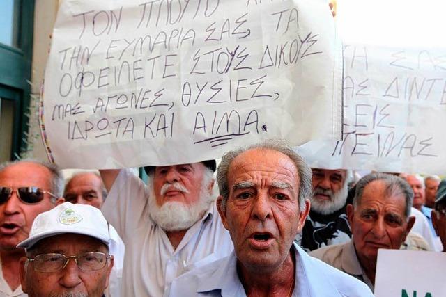 Zyperns Präsident stellt Rettungspaket infrage